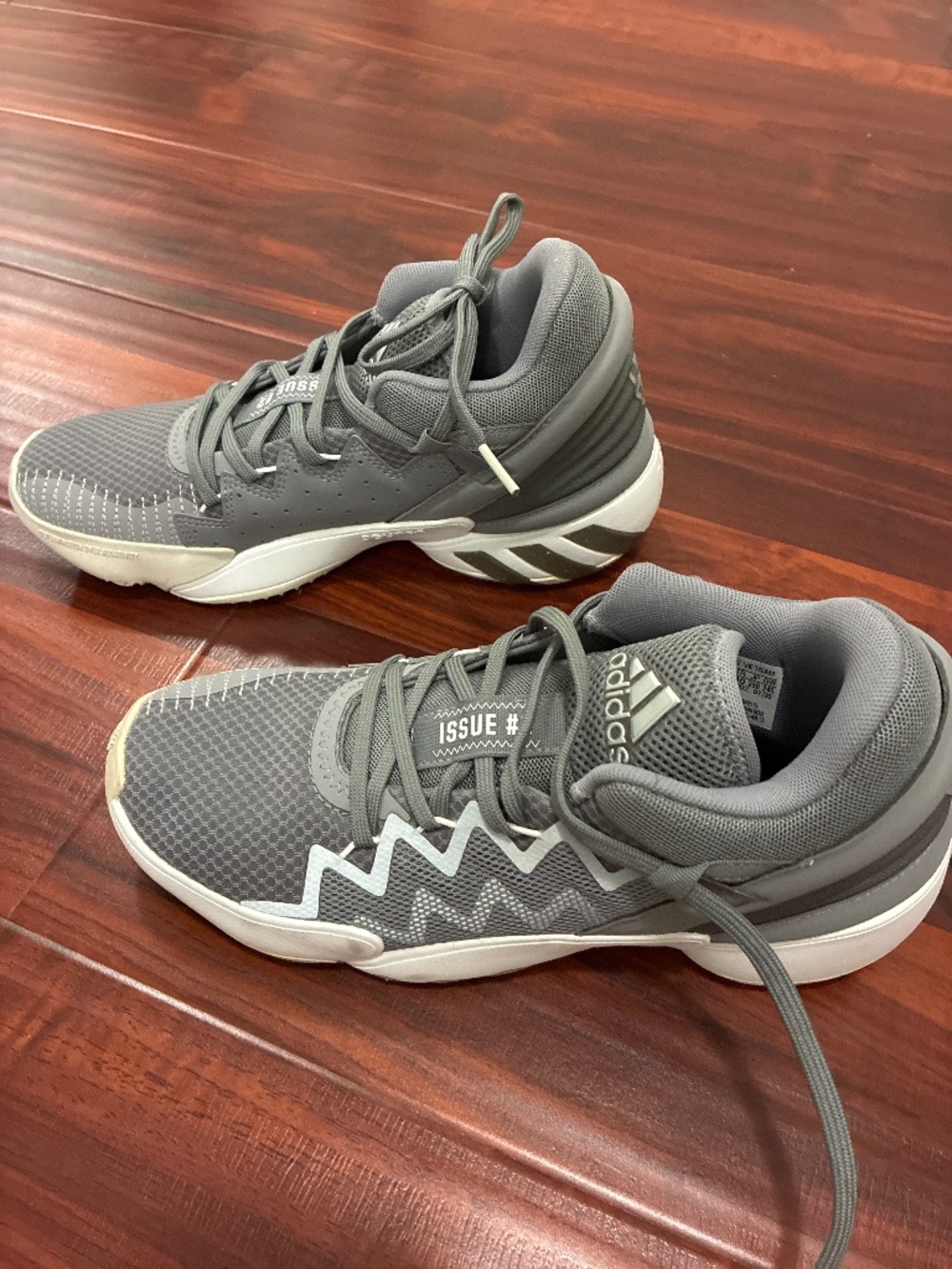 Men's 7 Adidas Issue #2 D.O.N. Basketball shoes